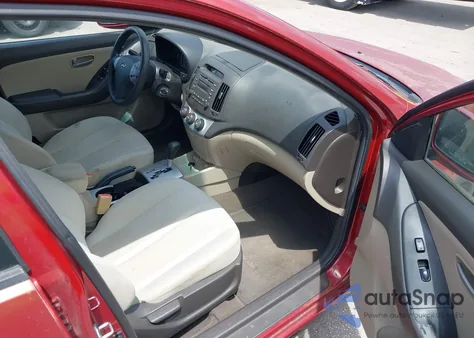 2008 Hyundai Elantra Gls/Se z USA, uszkodzony, nr VIN KMHDU46DX8U465781